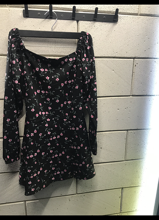 Сукня нереально красива 😎🌸 цветочный принт тренд клеш в стиле zara polly