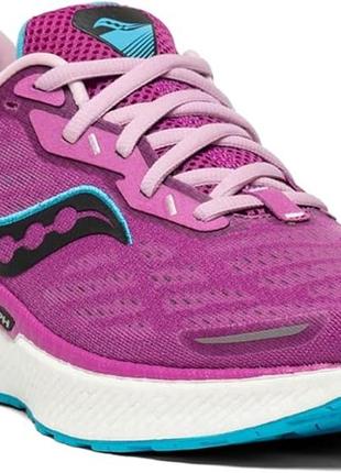 Фирменные женские беговые кроссовки Men saucony women's triumph 19 running shoe