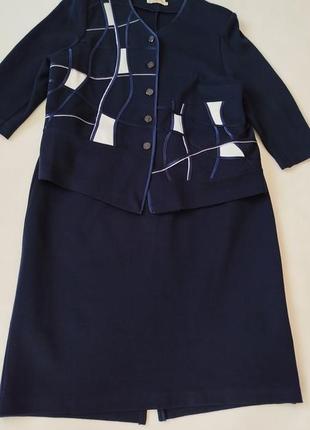 Трикотажний демі костюм зі спідницею батал.