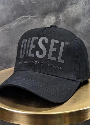 Кепка бейболка с принтами