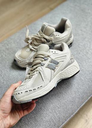 Кросівки new balance 1906r4 фото