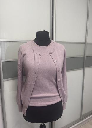 Кашемірова кофтинка