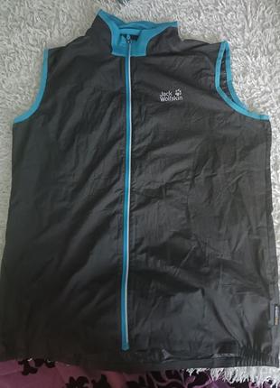 Жилєтка бігова спортсерія jack wolfskin розміру l