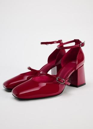 Красные туфли zara