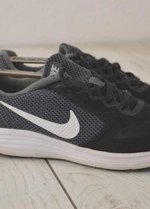 Nike чоловічі спортивні бігові кросівки оригінал 42 розмір