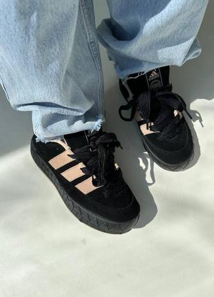 Кроссовки adidas