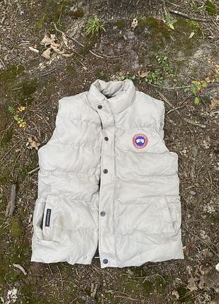 Мужской пуховый жилет canada goose