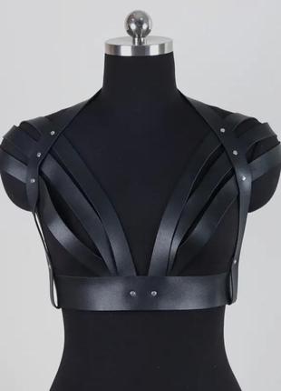 Портупея топ из кожи / кожаная портупея с плечами