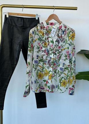 H&m прекрасная фирменная блуза в цветочный принт