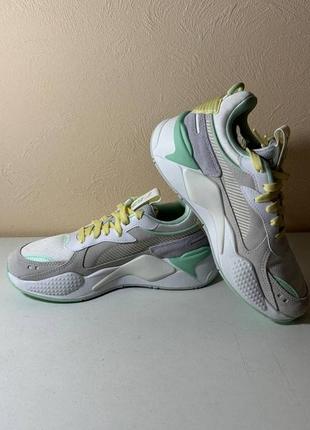 Prezzo sneakers hotsell