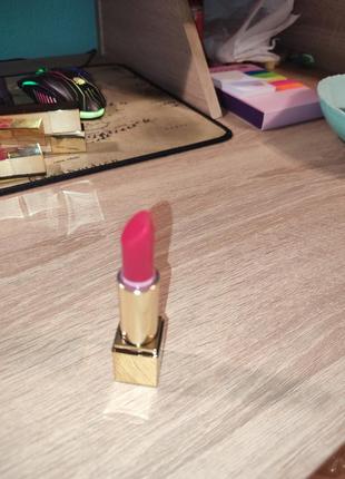 Помада estee lauder красная лимитированная