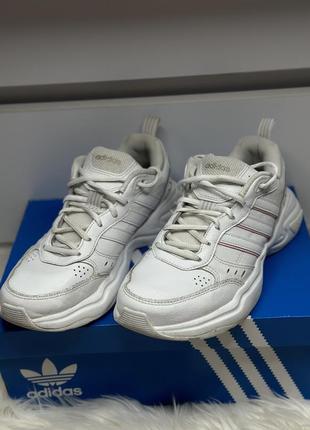 Кросівки adidas