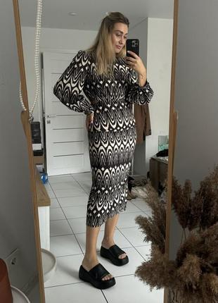 Сукня zara