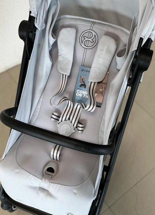 Прогулочная коляска cybex beezy 2024 цвет fog grey с бампером