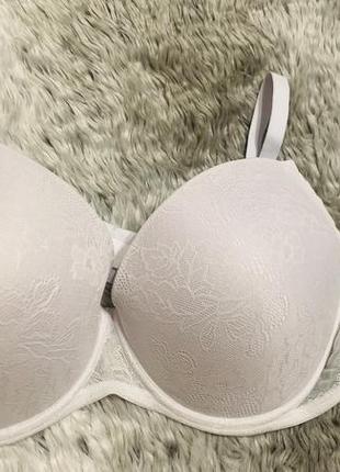 Бюстгалтер
