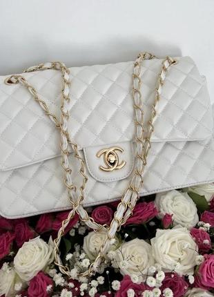 Chanel new white 30х20х8
