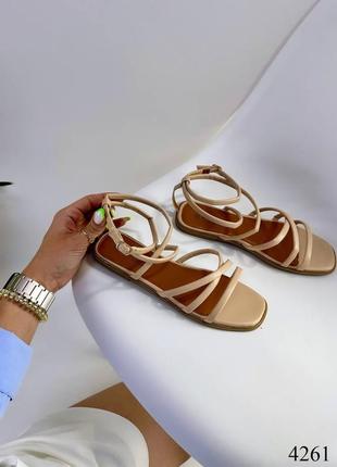 Босоніжки плетені, бежеві