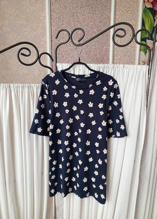 Красива котонова футболка в квіти m&s collection.