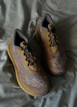 Кросівки new balance fuelcell x stone island beige violet2 фото