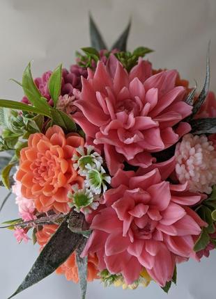 Букет з мила. мило ручної роботи. сувенір. букет жоржини