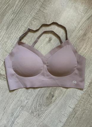Бесшовный бюстгальтер