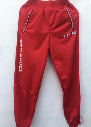 Спортивные штаны в грузовом стиле