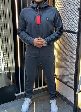 Спортивный костюм в стиле hugo boss