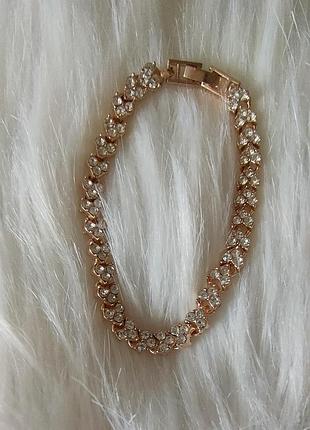 Браслети на руку