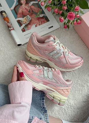 Жіночі шкіряні кросівки new balance 1906r pink white ню беланс 1906