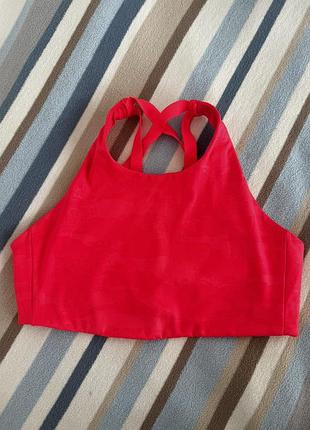 Акція знижки яскравий спортивний топ для спорту energetics бренд