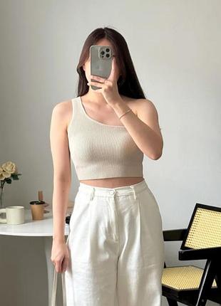 Топ на одне плече