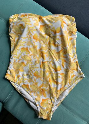 Цельный купальник