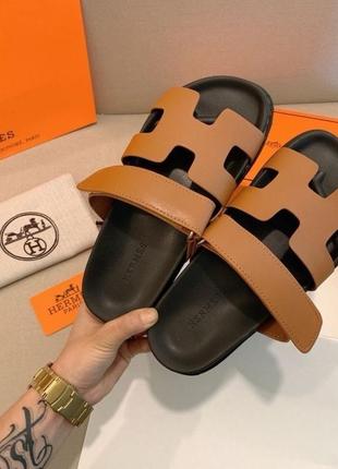 Шльопанці ерме хермес hermes чорні коричневі білі