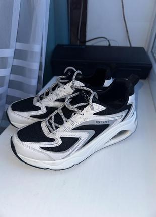 Кросівки skechers