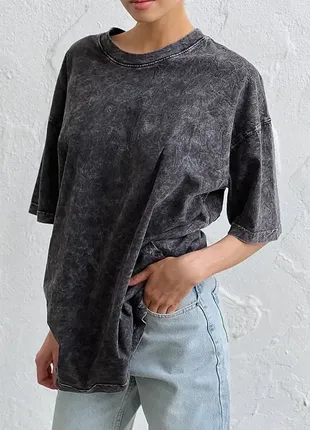 Базовая оверсайз-футболка acid wash missguided