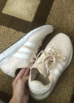 Кроссовки adidas оригинал
