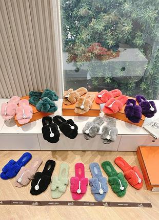 Пушистые, плюшевые тапки в стиле hermes10 фото