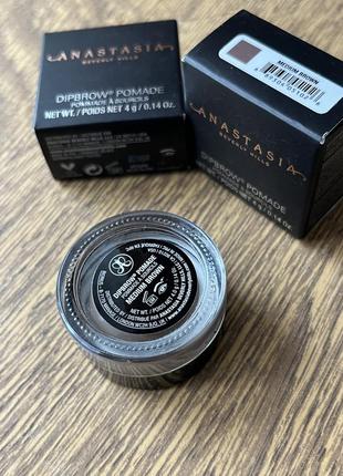 Anastasia beverly hills dipbrow pomade помадка для бровей medium brown