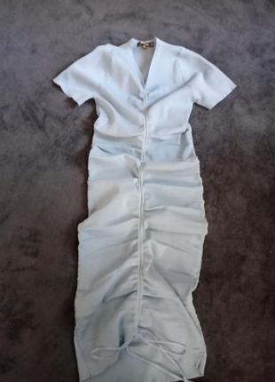 Длинное платье в рубчик