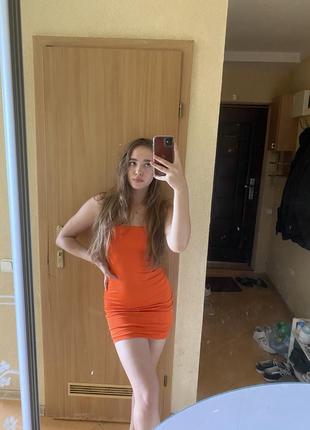 Платье на девушку