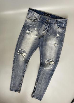 Стильные зауженные джинсы 2yk denim, слим, скинные, рваные, с потертостями, синие, голубые, потертые
