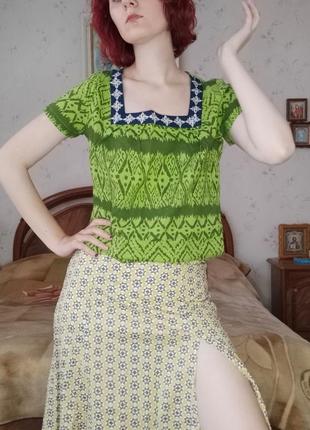 Трендова футболка індійська в стилі хіппі з квадратним вирізом, природні мотиви