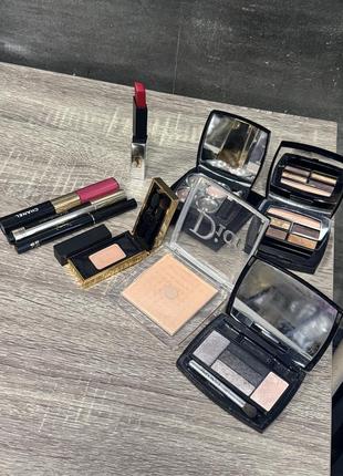 Лот декоративной косметики палетка для теней chanel, dior, yves saint laurent, lancΩme