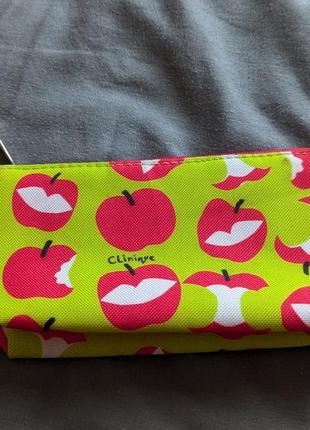 Косметичка clinique