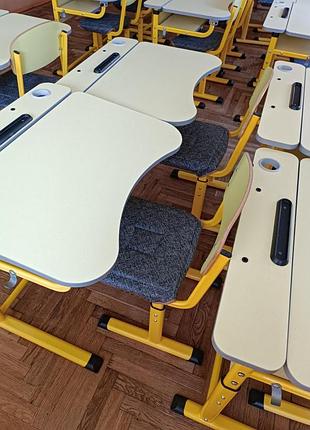 Чохли на шкільні стільці, накидка сидушка на табуретки з засувками на карабіні