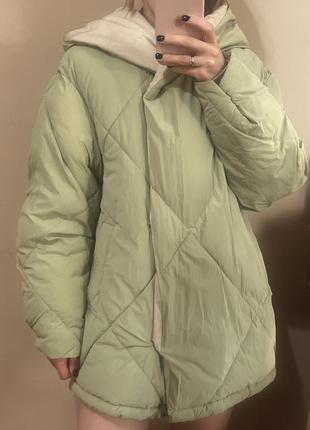 Зимова куртка bershka