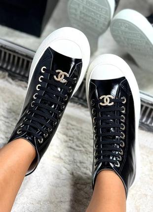 Кеды женские кожаные лаковые черные высокие брендовые