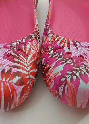 Женские сандалии crocs jibbitz kadee graphic slingback оригинал