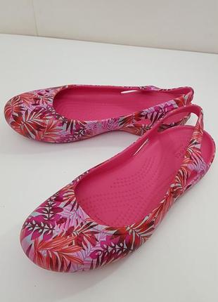Женские сандалии crocs jibbitz kadee graphic slingback оригинал