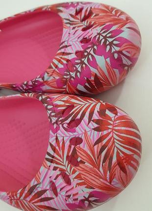 Женские сандалии crocs jibbitz kadee graphic slingback оригинал